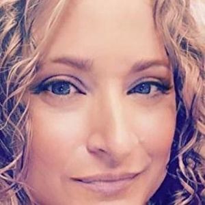 Meet your Posher, Cyndi